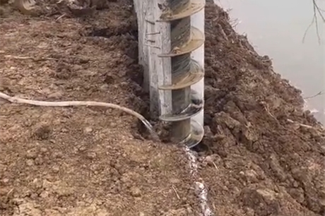 水泥仿木樁施工隊泓樺錦嘉 - 長度 3 米水泥河道樁施工多少錢?